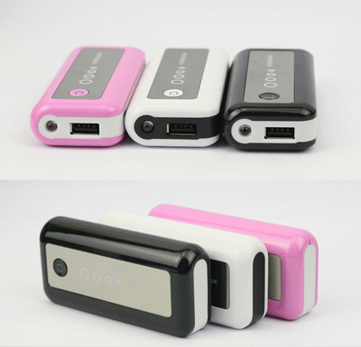 深圳喬威5600毫安移動(dòng)電源 廠家直銷，便攜照明，數(shù)碼生活好伴侶